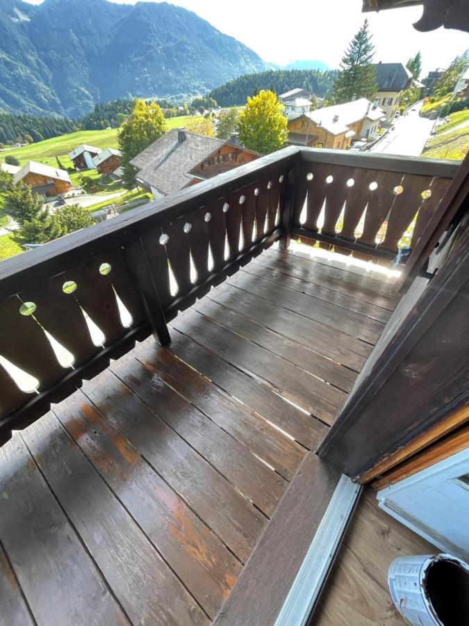 Chalet 4 Personnes Avec Sauna Лезен Екстериор снимка