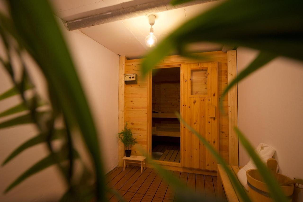 Chalet 4 Personnes Avec Sauna Лезен Екстериор снимка