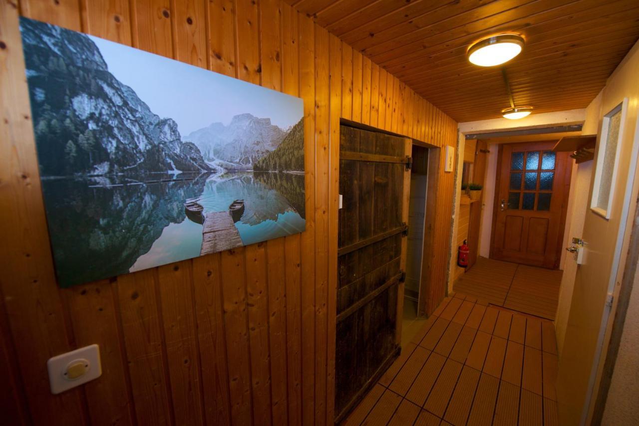 Chalet 4 Personnes Avec Sauna Лезен Екстериор снимка