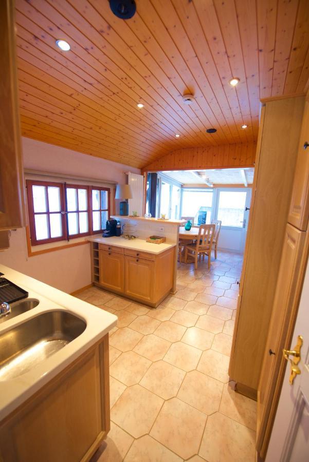 Chalet 4 Personnes Avec Sauna Лезен Екстериор снимка