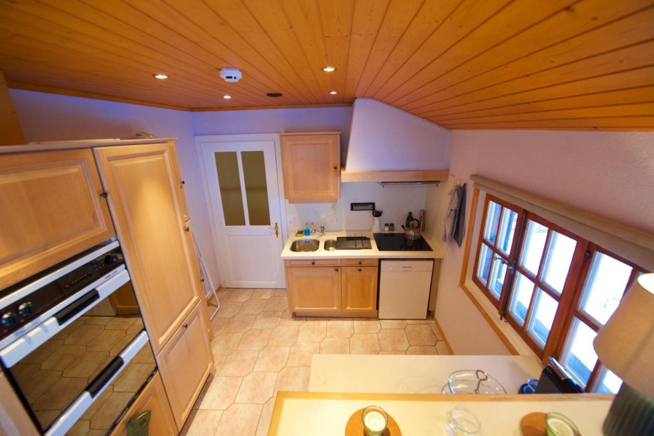 Chalet 4 Personnes Avec Sauna Лезен Екстериор снимка